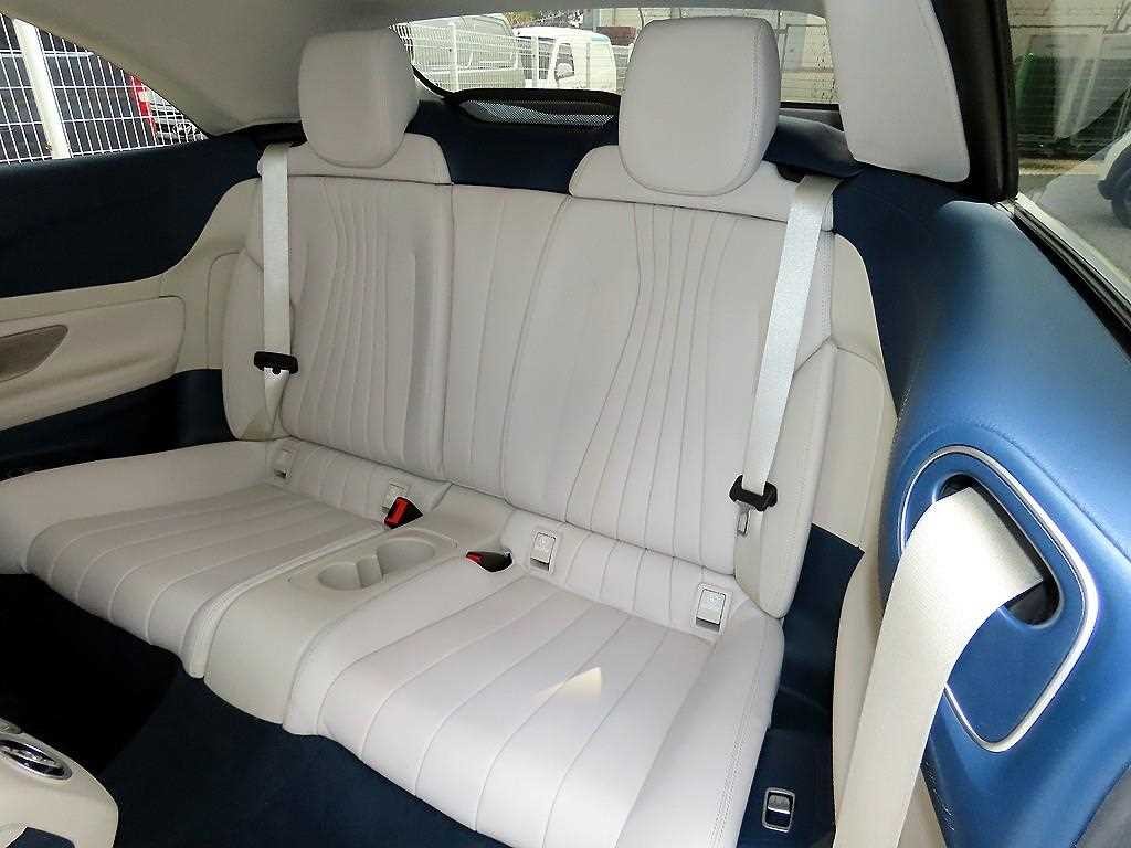 벤츠 E 클래스 E-클래스 W213 E450 4MATIC 카브리올레 이미지 10
