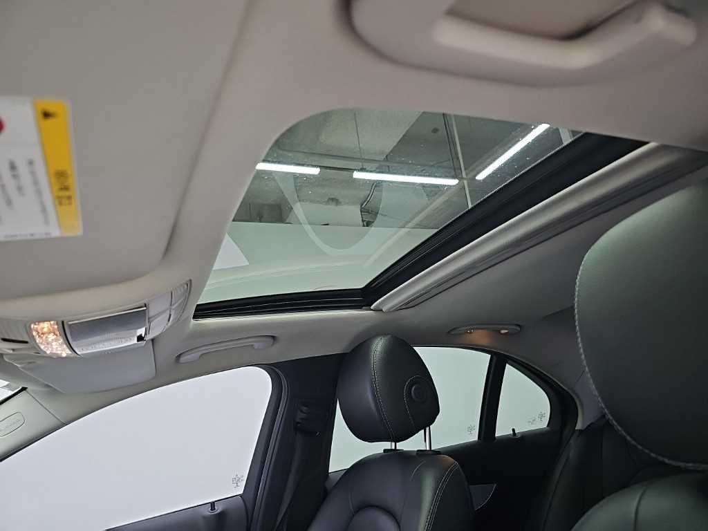 벤츠 C 클래스 C클래스 W205 C220 d 아방가르드 이미지 14