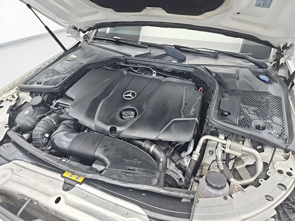 벤츠 C 클래스 C클래스 W205 C220 d 아방가르드 이미지 5