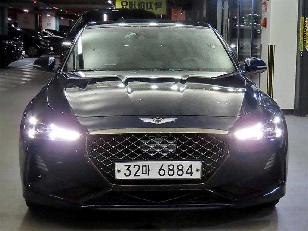 제네시스 G70 2.0T AWD 스포츠 패키지 이미지 2