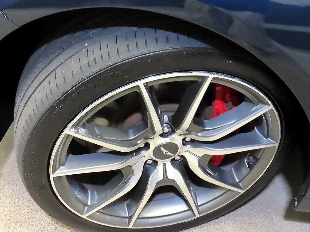 제네시스 G70 2.0T AWD 스포츠 패키지 이미지 20