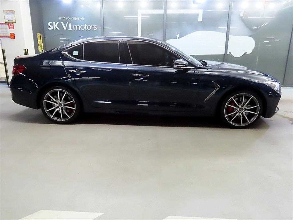 제네시스 G70 2.0T AWD 스포츠 패키지 이미지 3