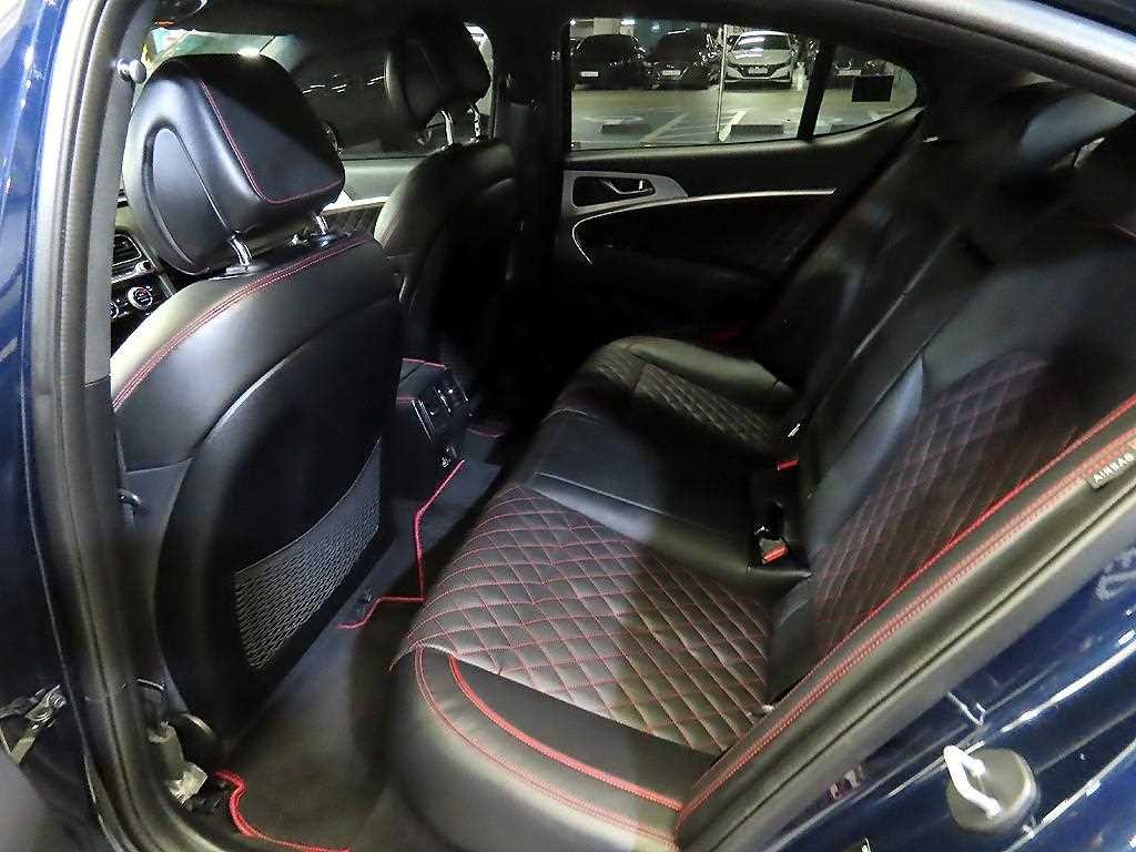 제네시스 G70 2.0T AWD 스포츠 패키지 이미지 7