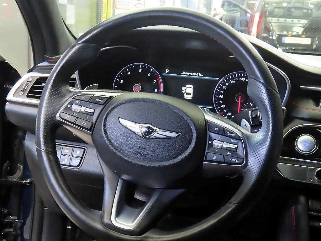 제네시스 G70 2.0T AWD 스포츠 패키지 이미지 8