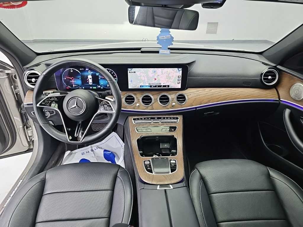벤츠 E 클래스 E-클래스 W213 E300e 4MATIC 익스클루시브 이미지 7