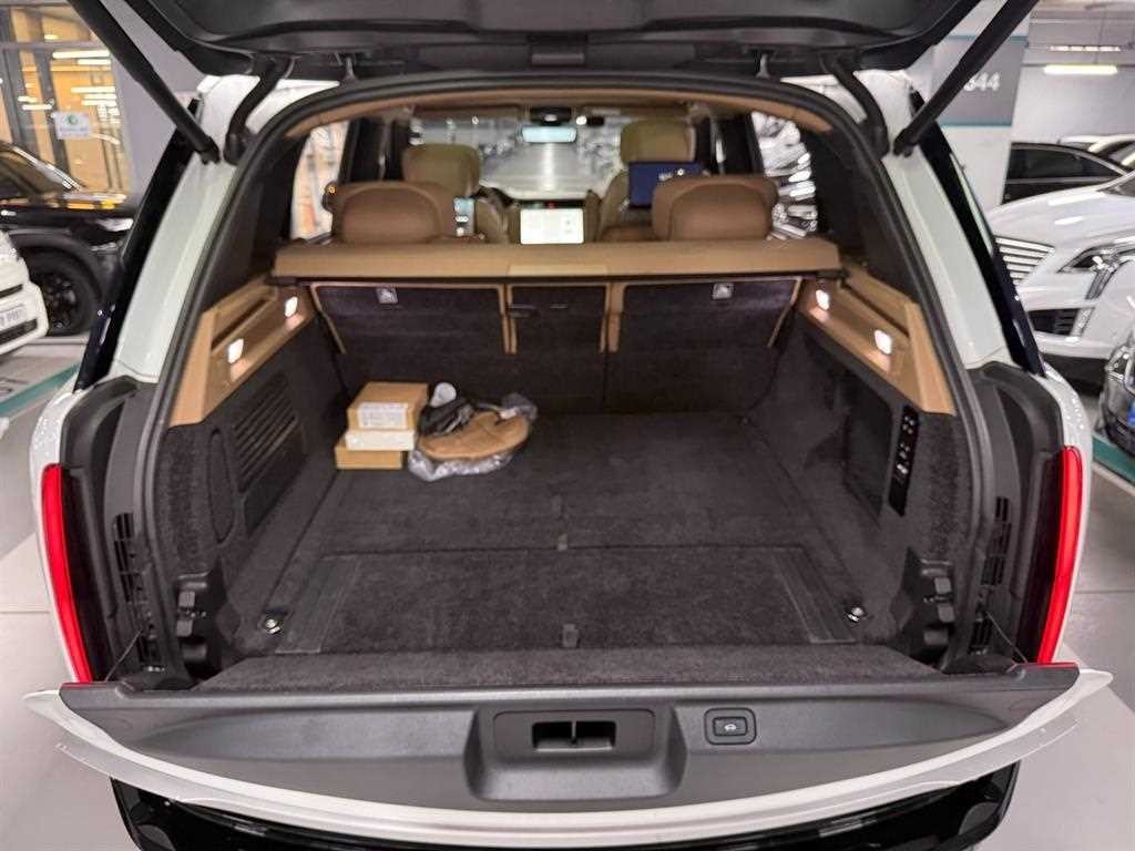 랜드로버 레인지로버 레인지로버 5세대 3.0 D350 LWB 오토바이오그래피 이미지 19
