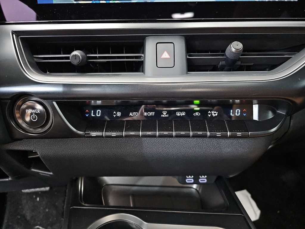 렉서스 UX UX 300h 2.0 이미지 10
