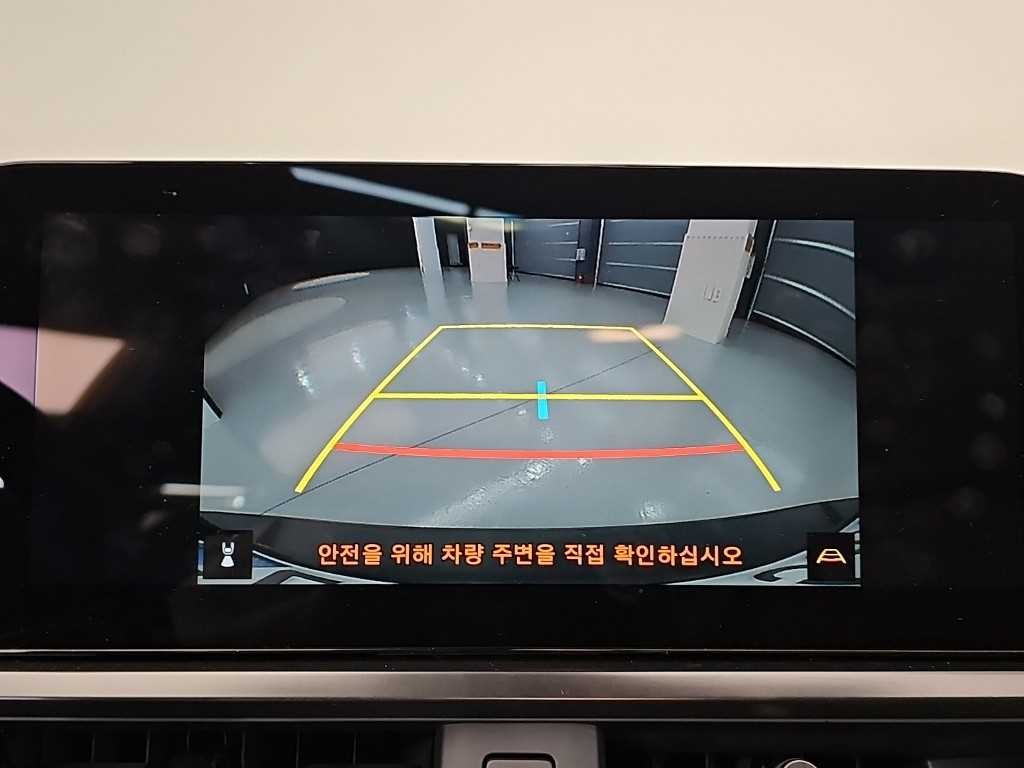 렉서스 UX UX 300h 2.0 이미지 15