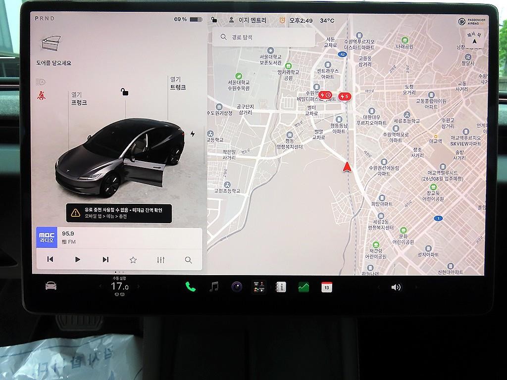 테슬라 모델 3 RWD 이미지 10