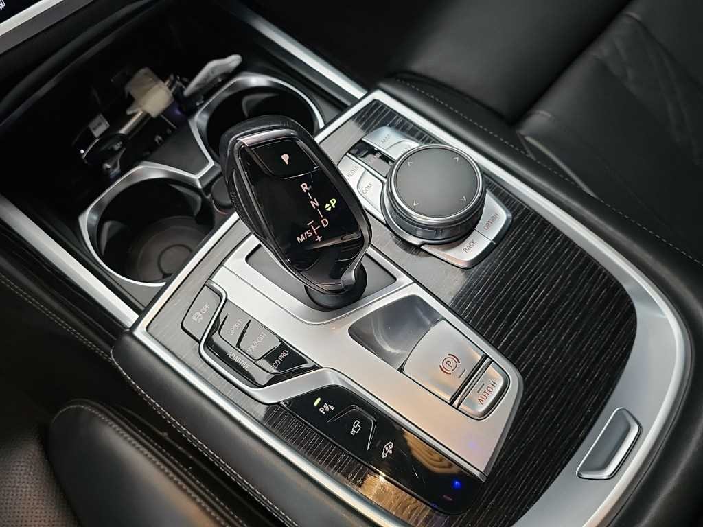 BMW 7시리즈 7시리즈 (G11) 740Li xDrive M SPORT 스포츠 이미지 10