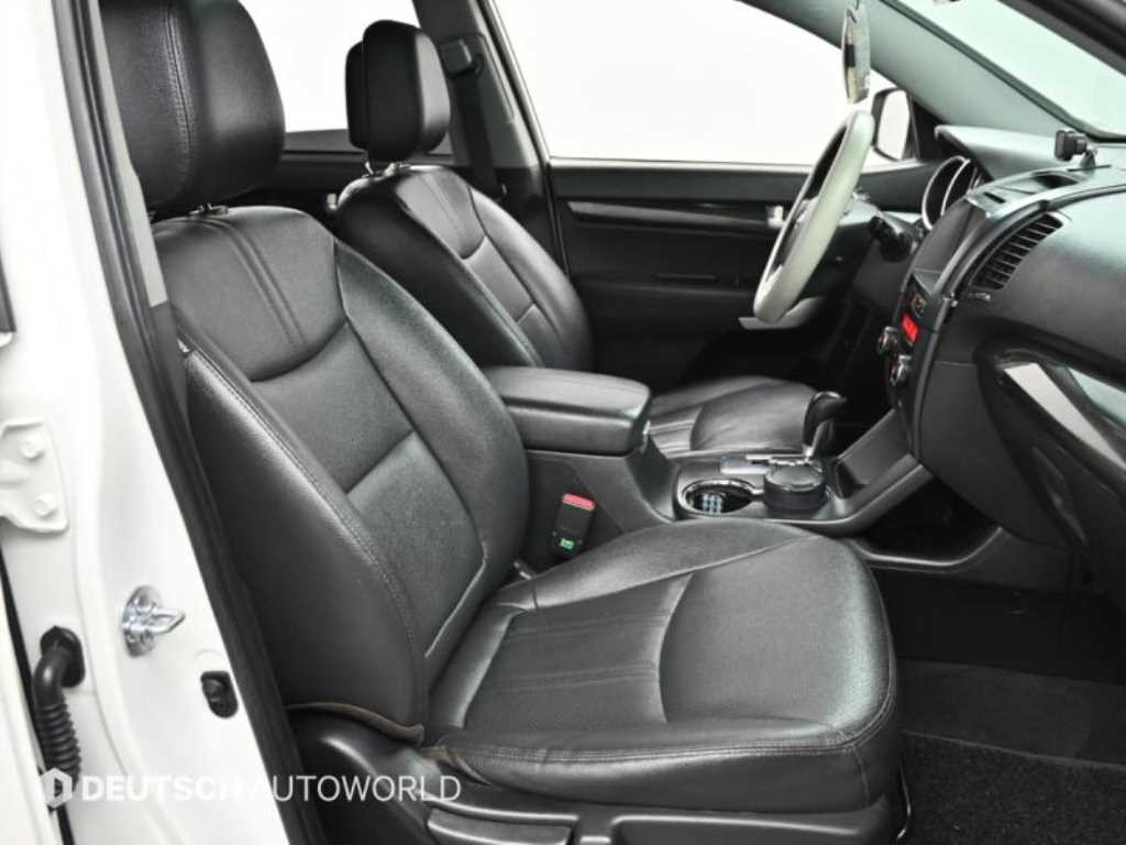 기아 쏘렌토 쏘렌토 R 디젤 2WD 2.0 TLX 최고급형 이미지 10