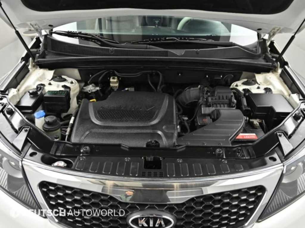 기아 쏘렌토 쏘렌토 R 디젤 2WD 2.0 TLX 최고급형 이미지 6