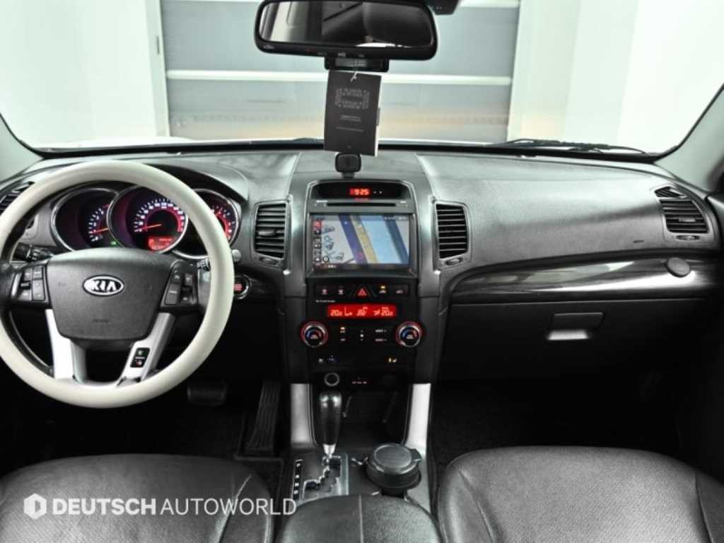 기아 쏘렌토 쏘렌토 R 디젤 2WD 2.0 TLX 최고급형 이미지 7