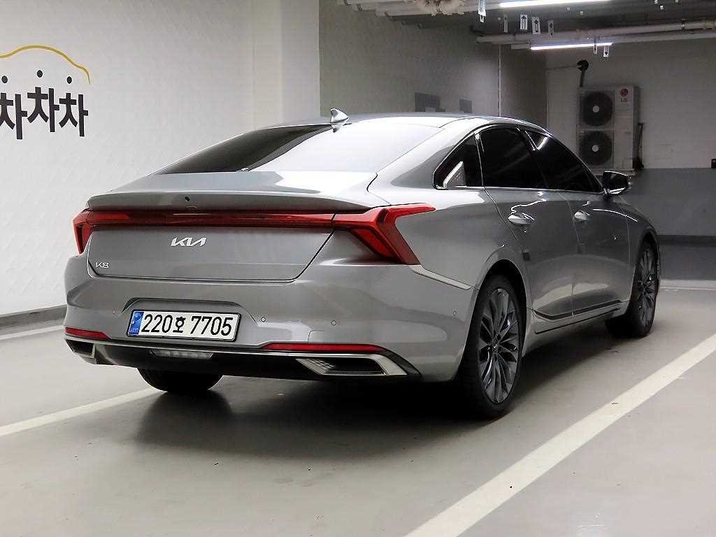 기아 K8 2.5 2WD 시그니처 스페셜 이미지 4