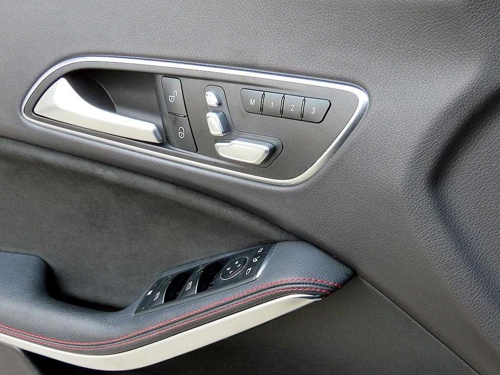 벤츠 CLA 클래스 CLA클래스 CLA 220 AMG LINE 이미지 11