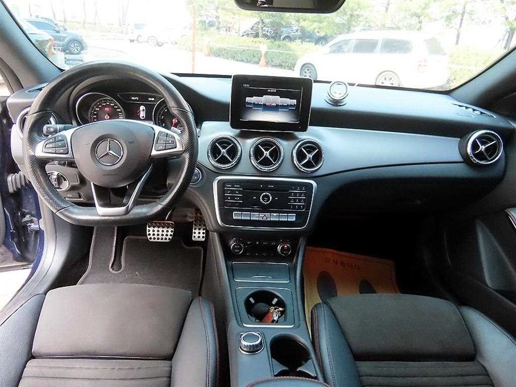 벤츠 CLA 클래스 CLA클래스 CLA 220 AMG LINE 이미지 7