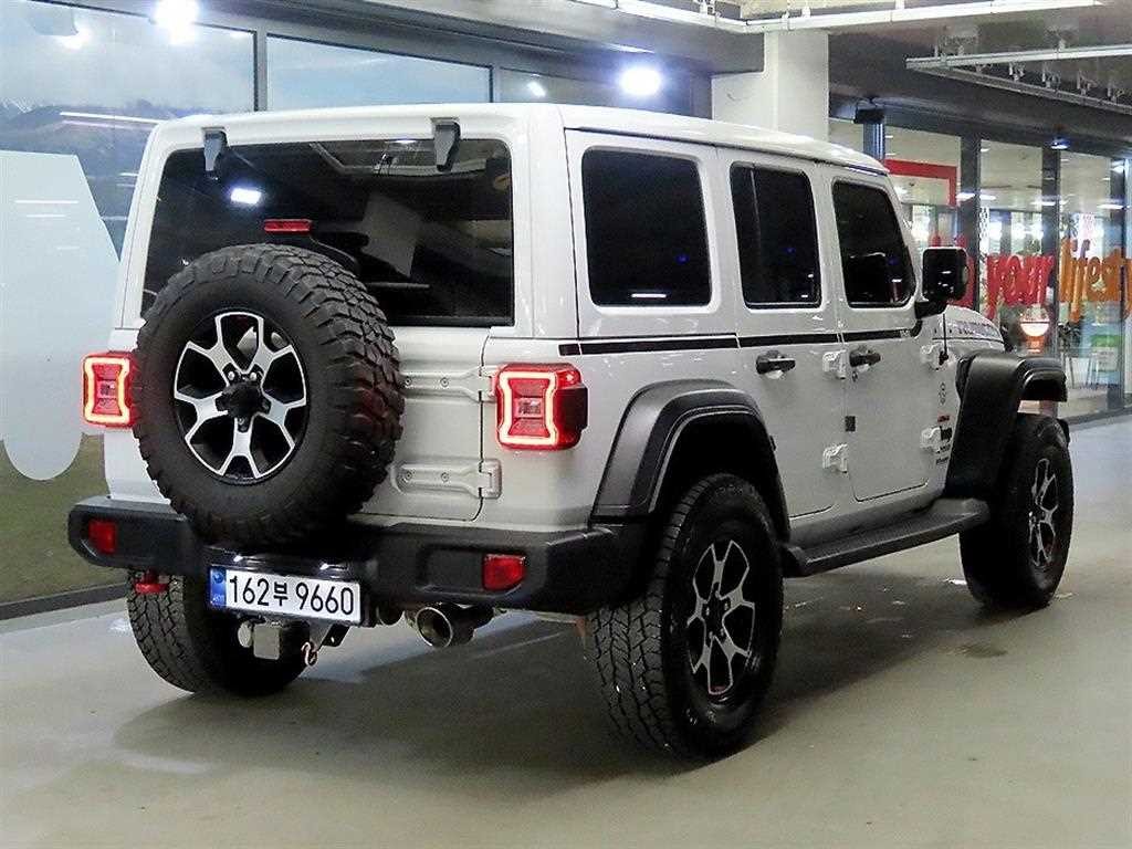 지프 랭글러 랭글러 (JL) 2.0 루비콘 4도어 파워 탑 이미지 4