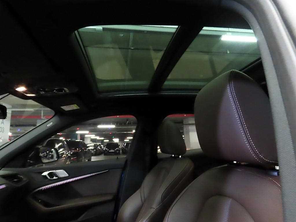 BMW 1시리즈 1시리즈 (F40) 120i M 스포츠 이미지 16