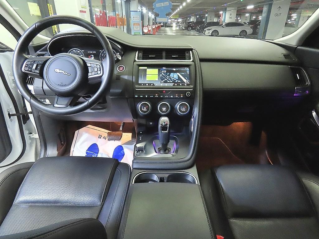 재규어 E-PACE P250 SE 이미지 10