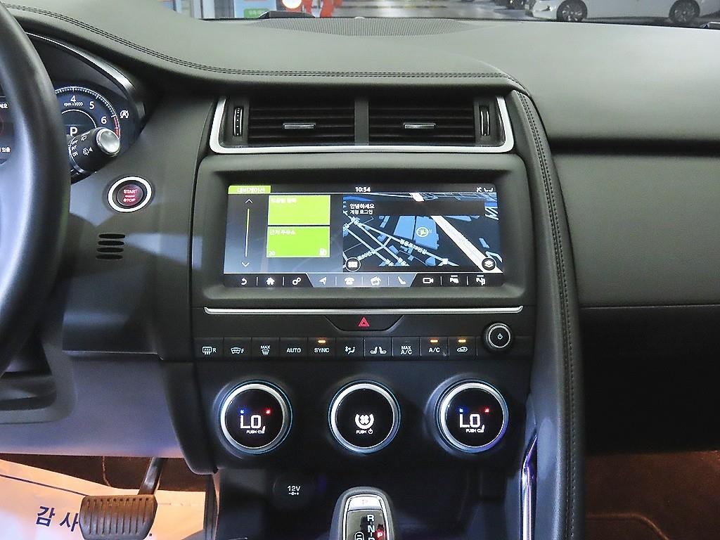 재규어 E-PACE P250 SE 이미지 11