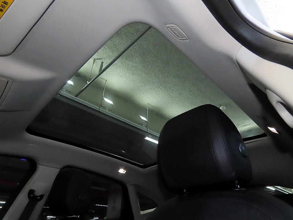 재규어 E-PACE P250 SE 이미지 15