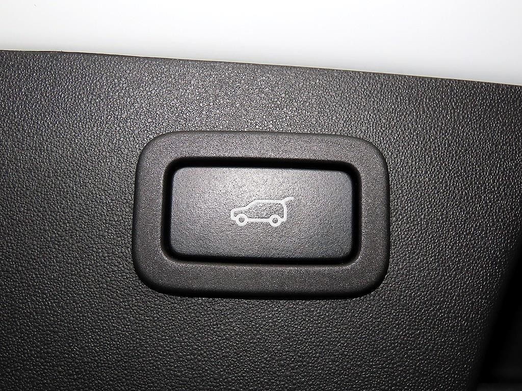 재규어 E-PACE P250 SE 이미지 16
