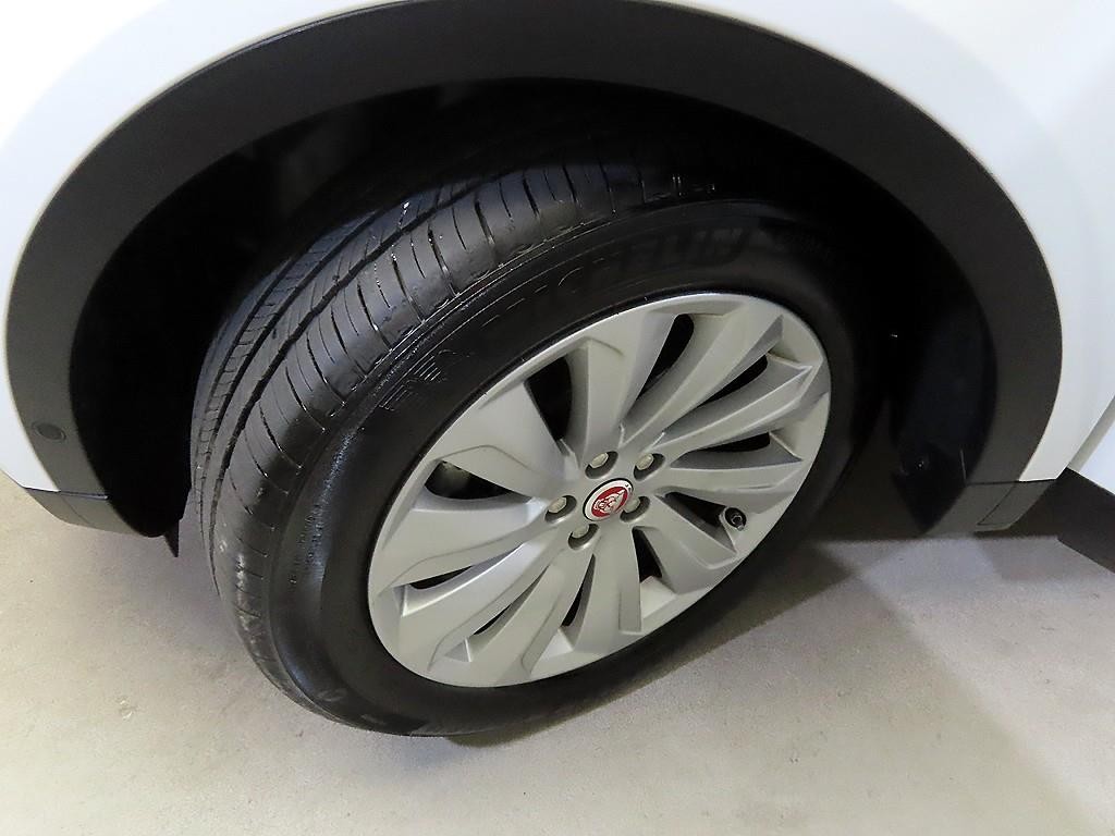재규어 E-PACE P250 SE 이미지 20