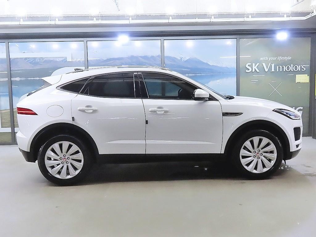 재규어 E-PACE P250 SE 이미지 3