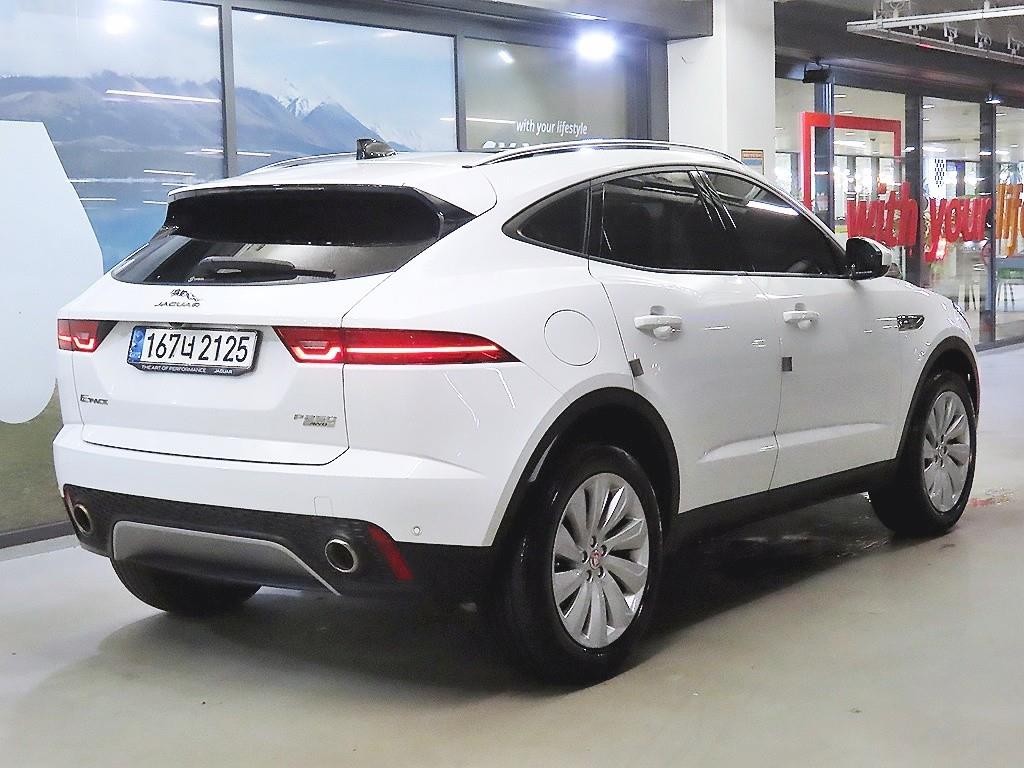 재규어 E-PACE P250 SE 이미지 4