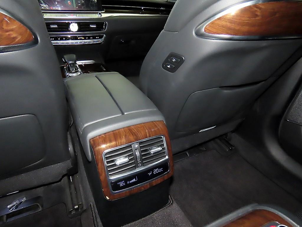 기아 K9 더 K9 3.8 GDI AWD 플래티넘Ⅱ 이미지 15