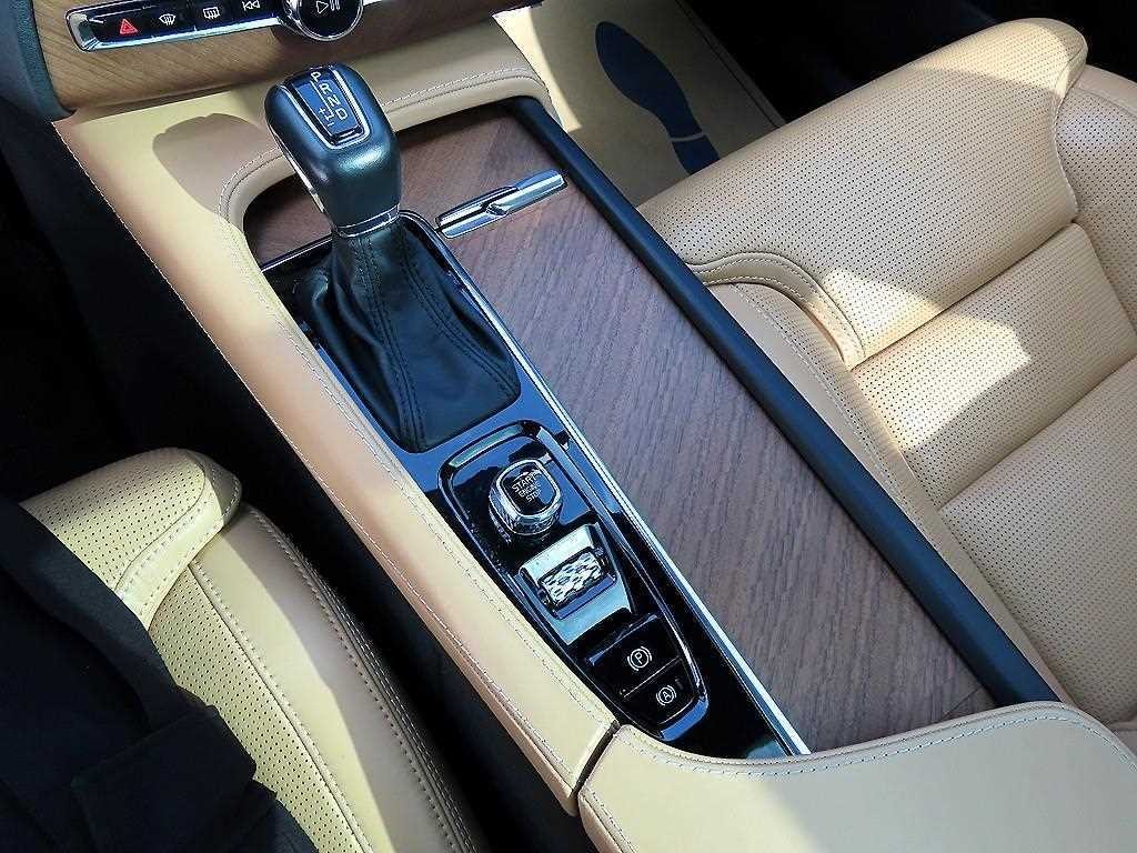 볼보 XC90 XC90 2세대 2.0 D5 AWD 인스크립션 이미지 11