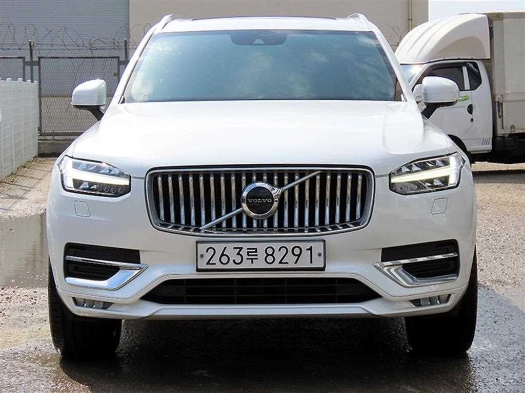 볼보 XC90 XC90 2세대 2.0 D5 AWD 인스크립션 이미지 2