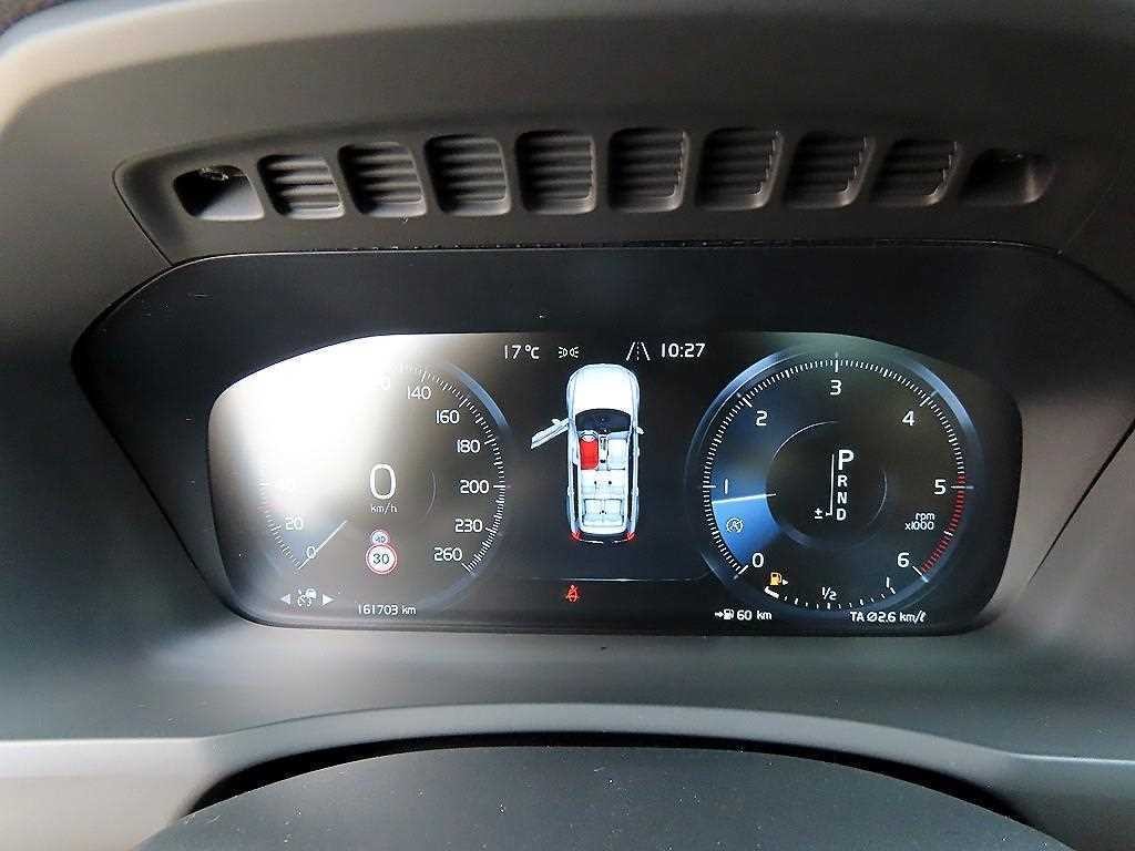 볼보 XC90 XC90 2세대 2.0 D5 AWD 인스크립션 이미지 9