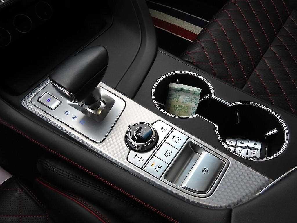 제네시스 G70 더 뉴 G70 가솔린 3.3T 4WD 스포츠 패키지 이미지 11