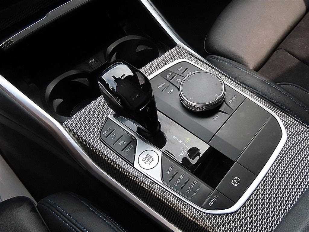 BMW 3시리즈 3시리즈 (G20) 320i M 스포츠 이미지 11