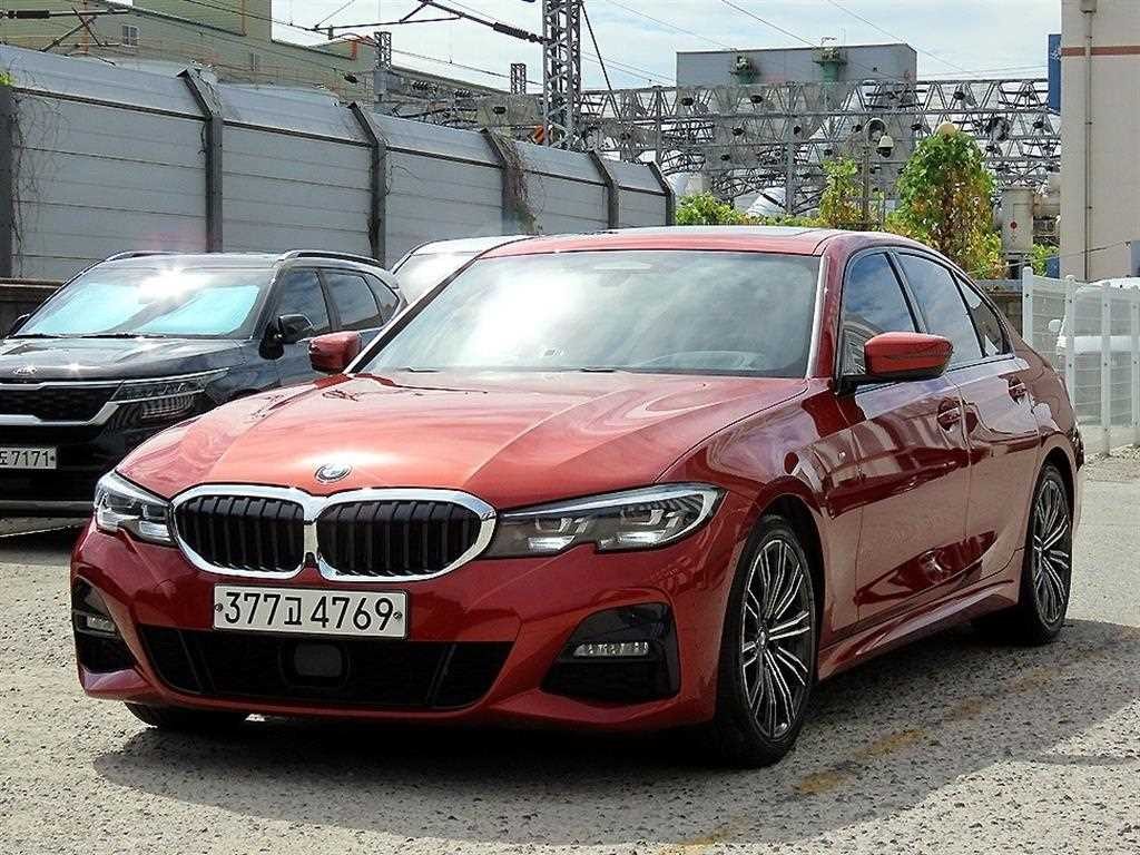 BMW 3시리즈 3시리즈 (G20) 320i M 스포츠 이미지 2