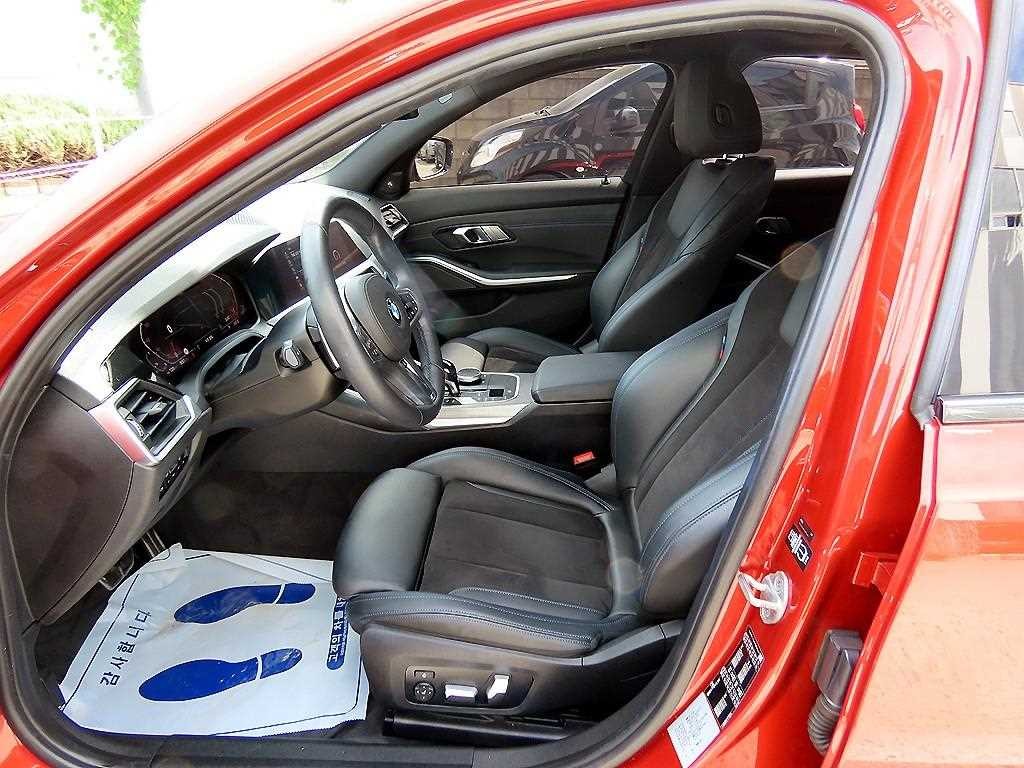 BMW 3시리즈 3시리즈 (G20) 320i M 스포츠 이미지 5
