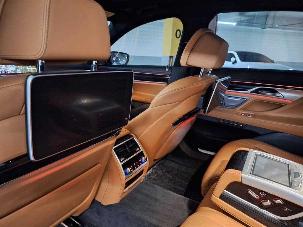 BMW 7시리즈 7시리즈 (G11) 730Ld xDrive M 스포츠 이미지 10