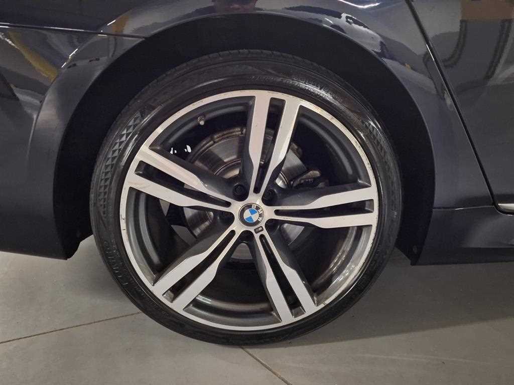 BMW 7시리즈 7시리즈 (G11) 730Ld xDrive M 스포츠 이미지 17