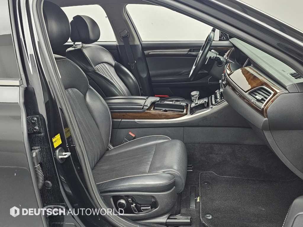 제네시스 EQ900 3.3 T-GDI AWD 프리미엄 럭셔리 이미지 10