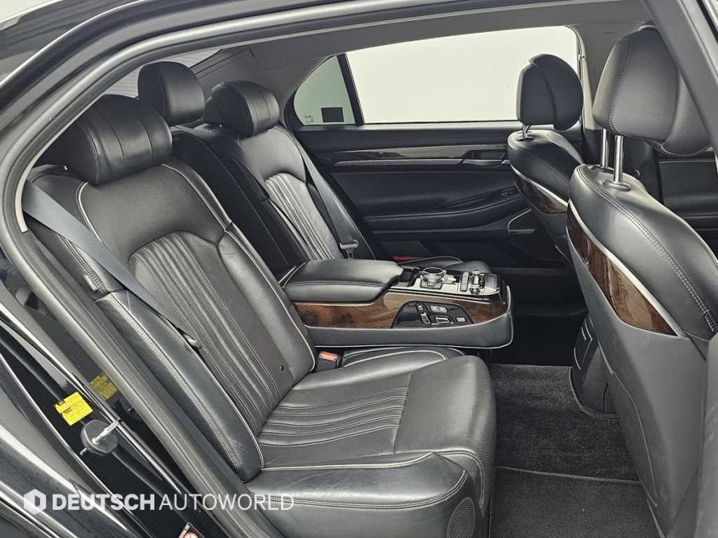 제네시스 EQ900 3.3 T-GDI AWD 프리미엄 럭셔리 이미지 12