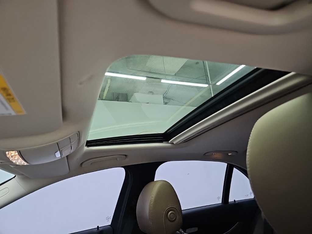 벤츠 E 클래스 E-클래스 W213 E300 4MATIC 아방가르드 이미지 14