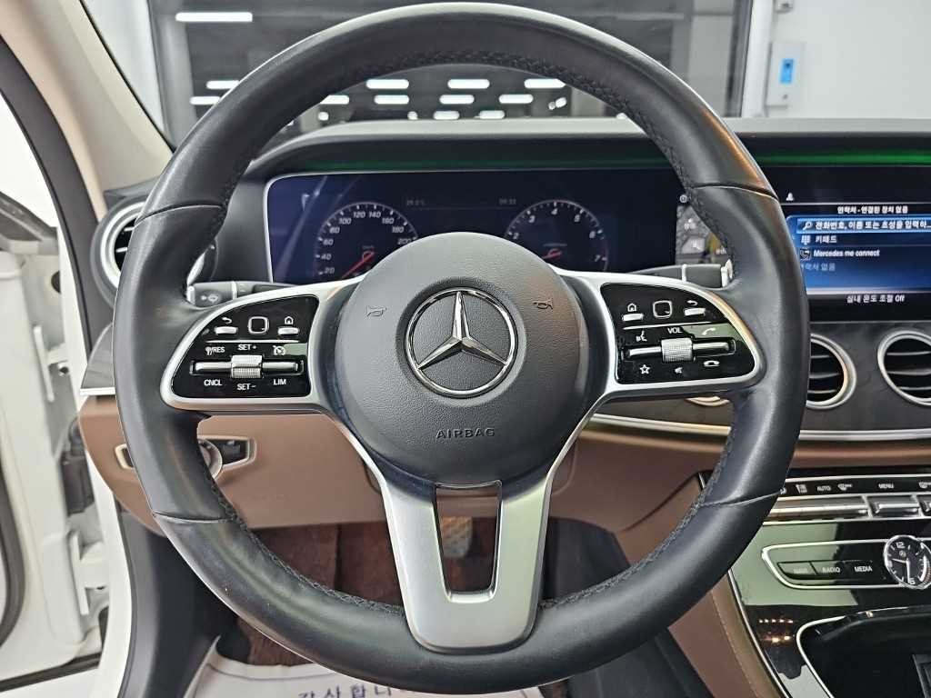 벤츠 E 클래스 E-클래스 W213 E300 4MATIC 아방가르드 이미지 9