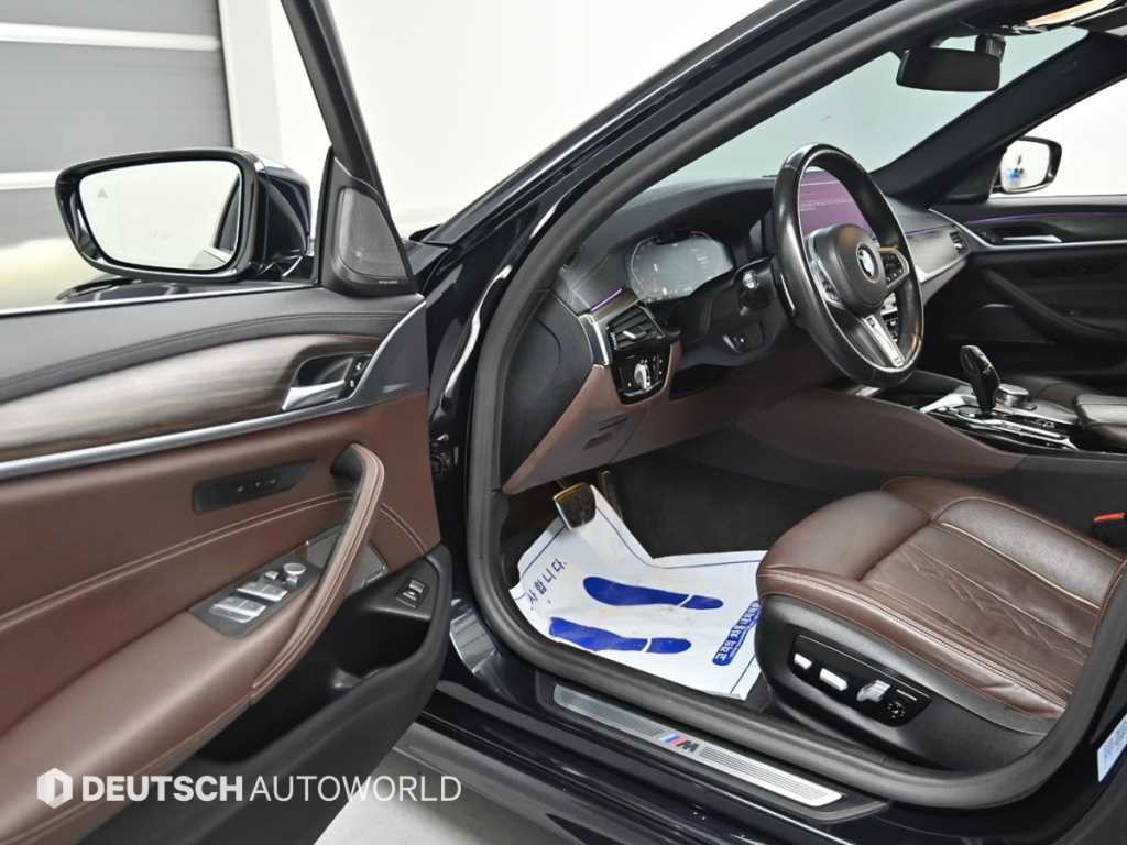 BMW 5시리즈 5시리즈 (G30) 530i M 스포츠 이미지 11