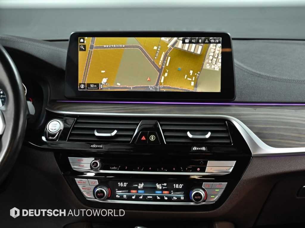BMW 5시리즈 5시리즈 (G30) 530i M 스포츠 이미지 14