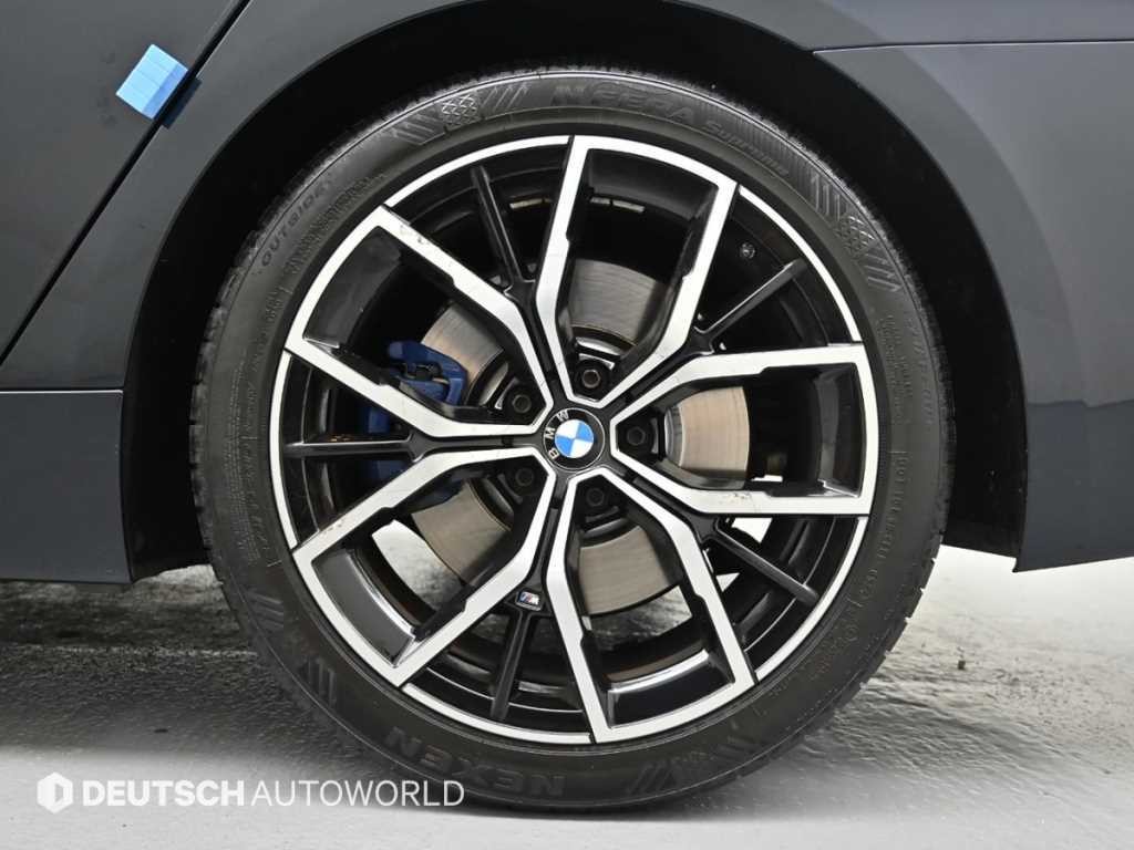 BMW 5시리즈 5시리즈 (G30) 530i M 스포츠 이미지 5