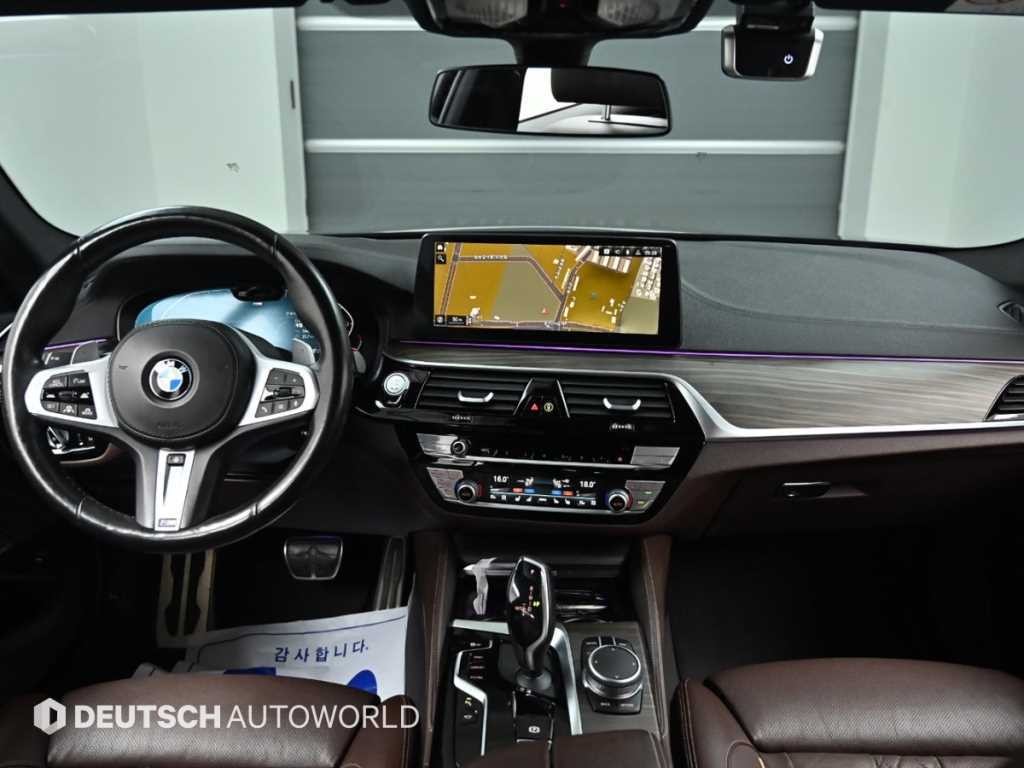 BMW 5시리즈 5시리즈 (G30) 530i M 스포츠 이미지 7
