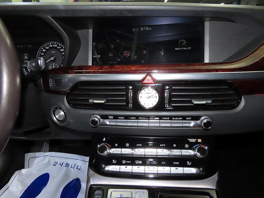 제네시스 EQ900 3.8 GDI AWD 프리미엄 럭셔리 이미지 11
