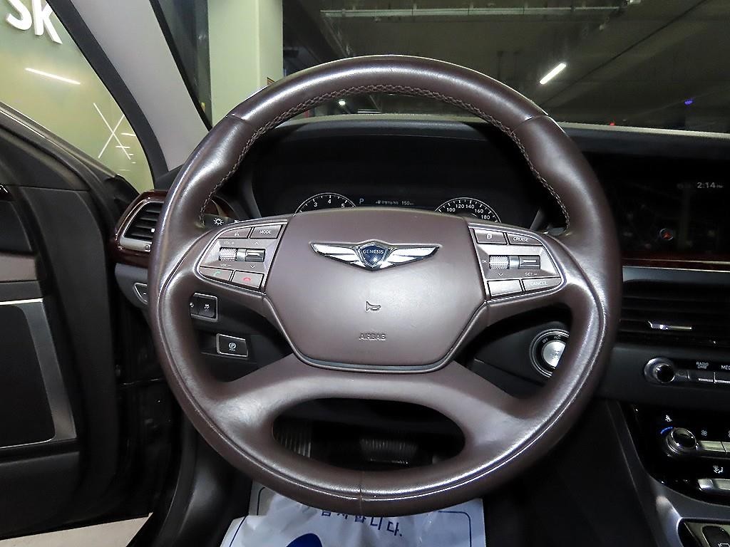제네시스 EQ900 3.8 GDI AWD 프리미엄 럭셔리 이미지 8