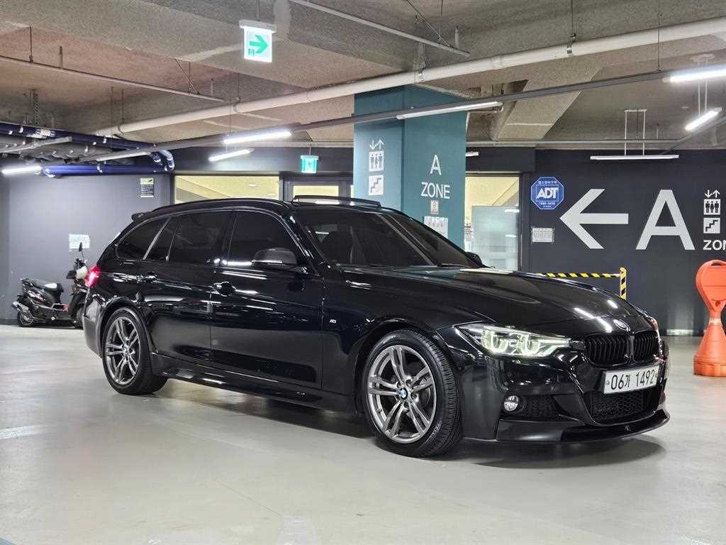 BMW 3시리즈 3시리즈 (F30) 320d 투어링 M 퍼포먼스 에디션 이미지 1